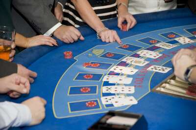 beste blackjack strategie lees je hier op de online casinos site